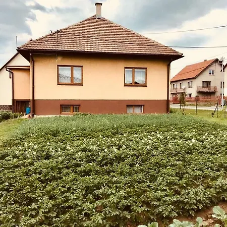 Lorka * Bobrovec